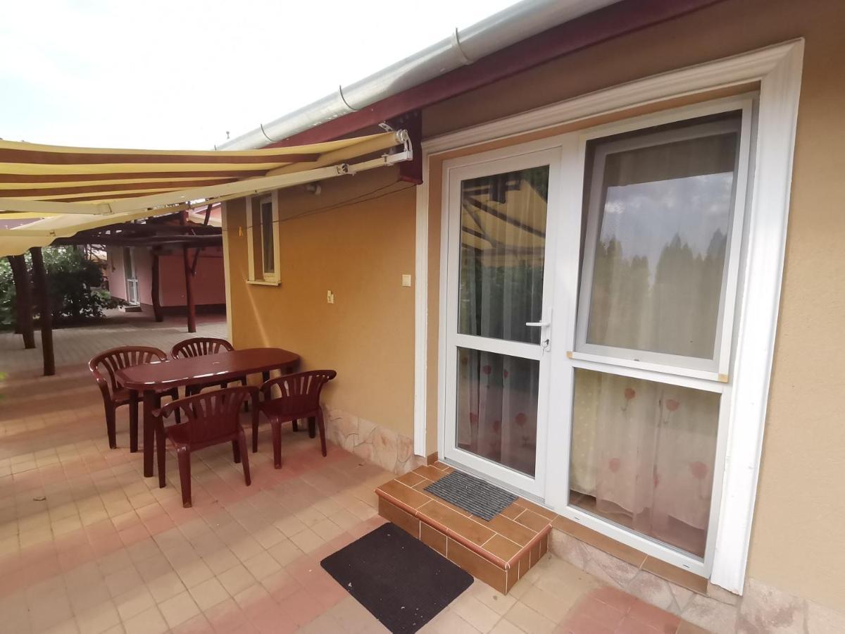 Mini Villa Hajdúszoboszló Esterno foto